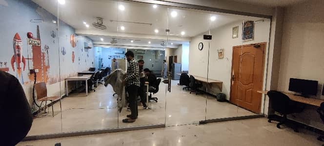 16 Marla Floor Office For Rent