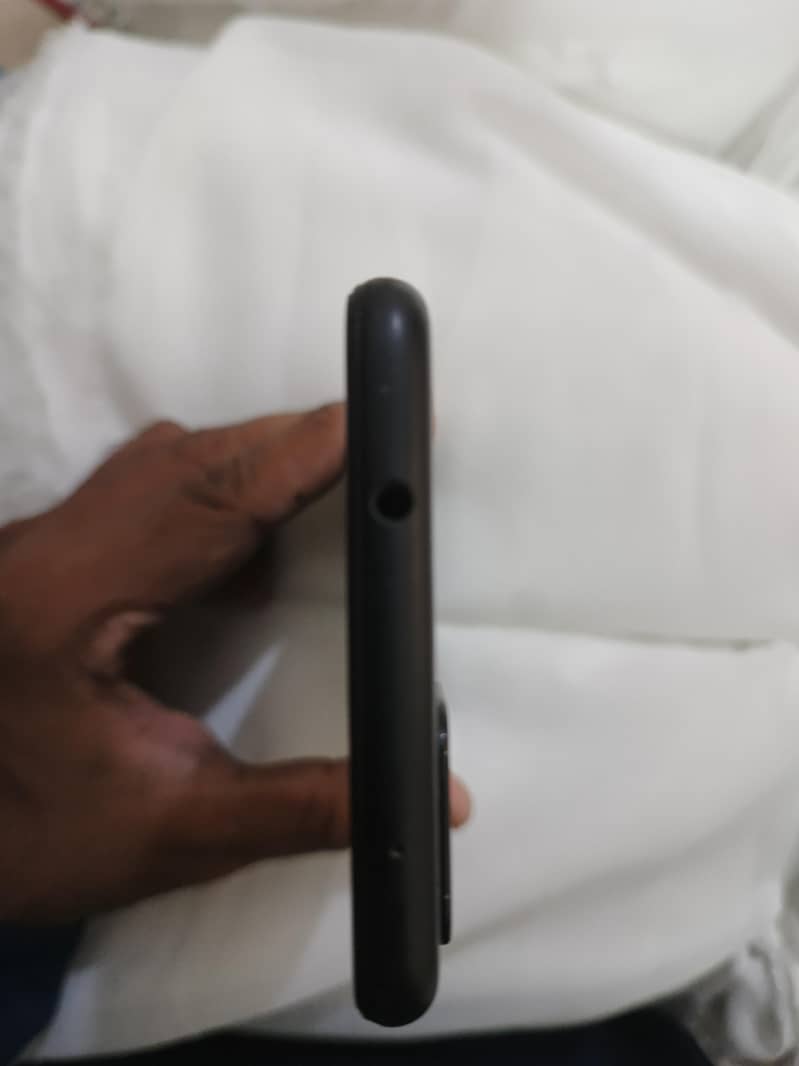 Google Pixel 4a 5G 3
