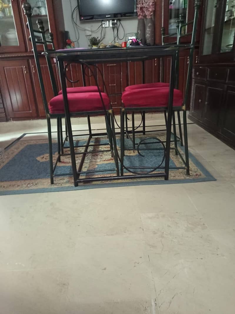 4 Seater Dining Table 3