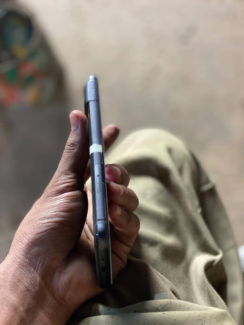 Google Pixel 8 3