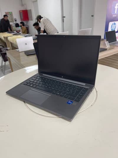 Hp z book