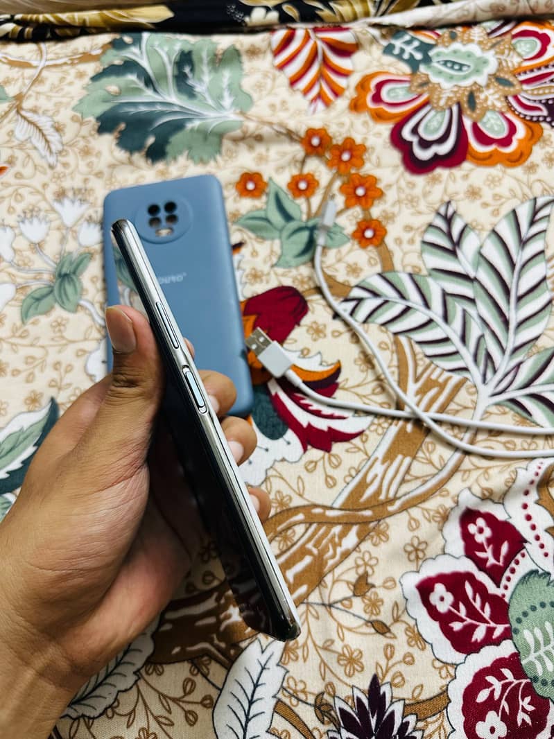 Infinix Note 7 4