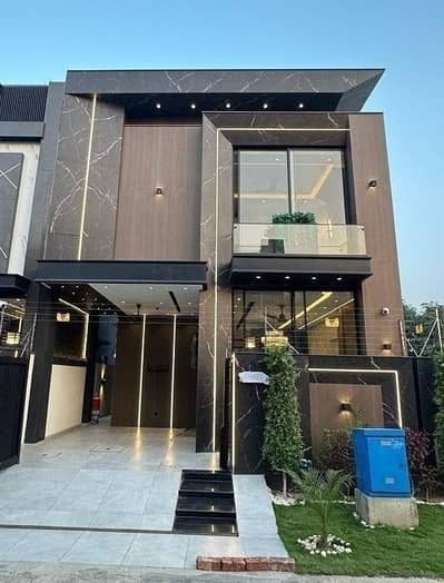 5 MARLA BRAND NEW BUNGALOW FOR RENT | DHA 9 TOWN