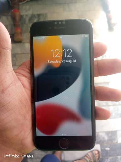 Apple iPhone 7