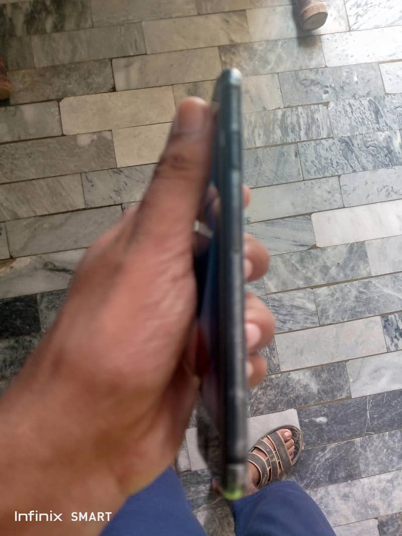 Apple iPhone 7 1