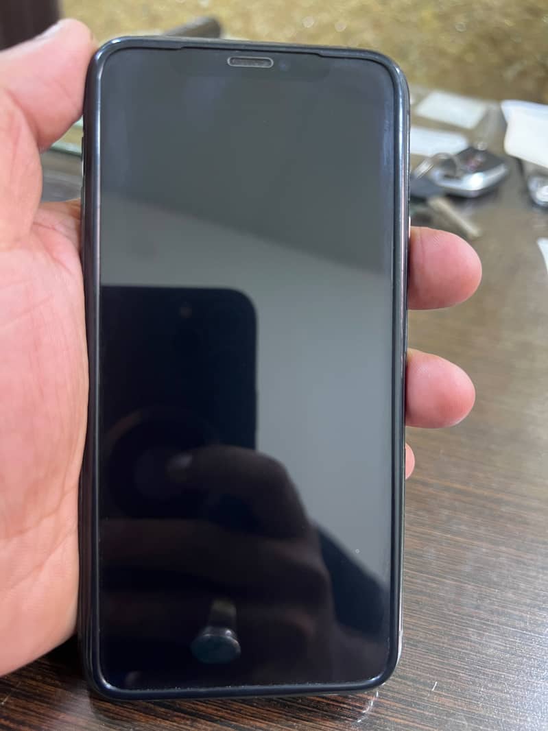 Apple iPhone 11 Pro 6