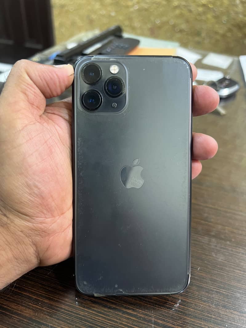 Apple iPhone 11 Pro 8