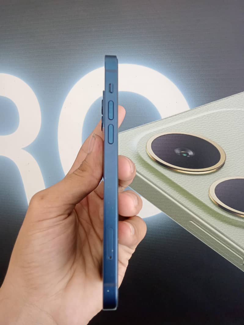 Apple iPhone 12 2