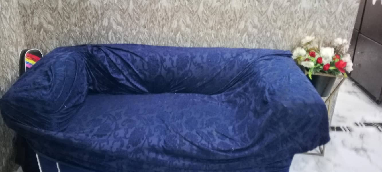 good condition sofa set 3