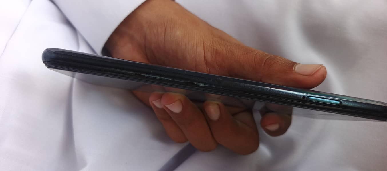 Infinix Note 7 4
