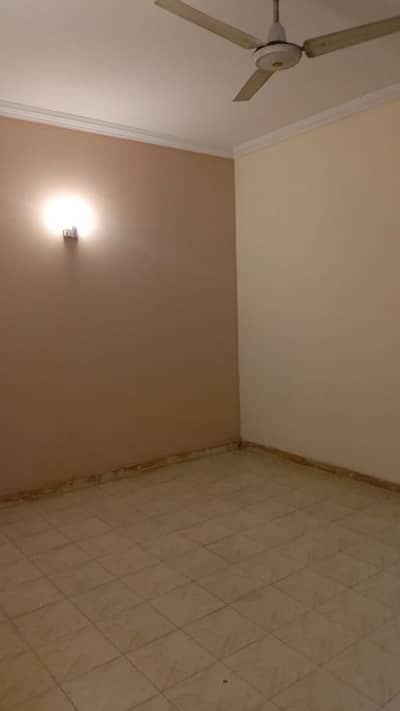 10 MARLA SINGLE STORY USED HOUSE FOR SALE IN ARCHETECT SOCIETY LAHORE