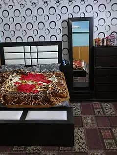 King size bed with side tables or dressing table without metress