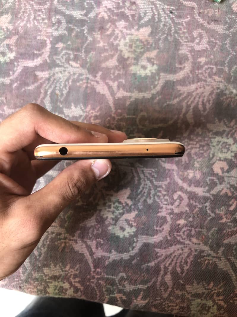 Techno spark note 20 4