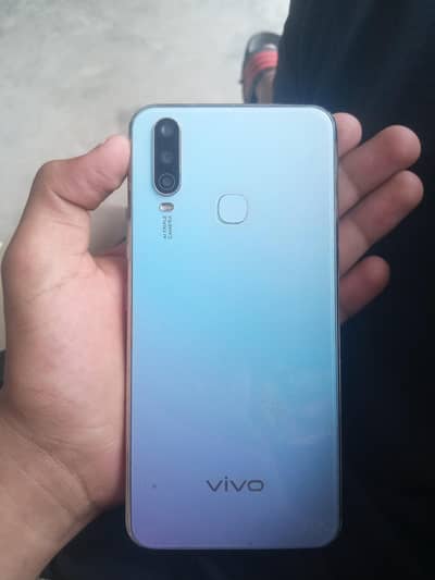 Vivo Y17