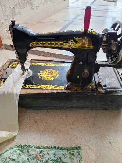 Sewing Machine Singer