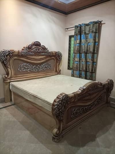 ply wood bed set including bed side tables and dressing