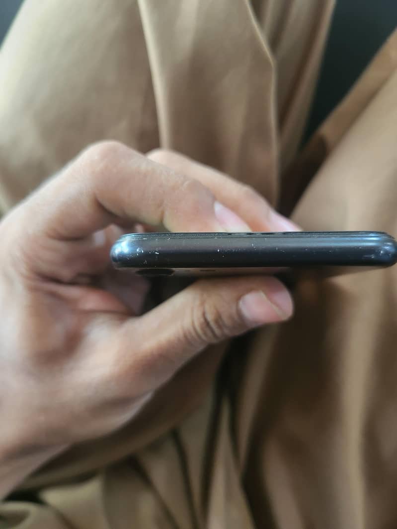 Apple iPhone 7 4