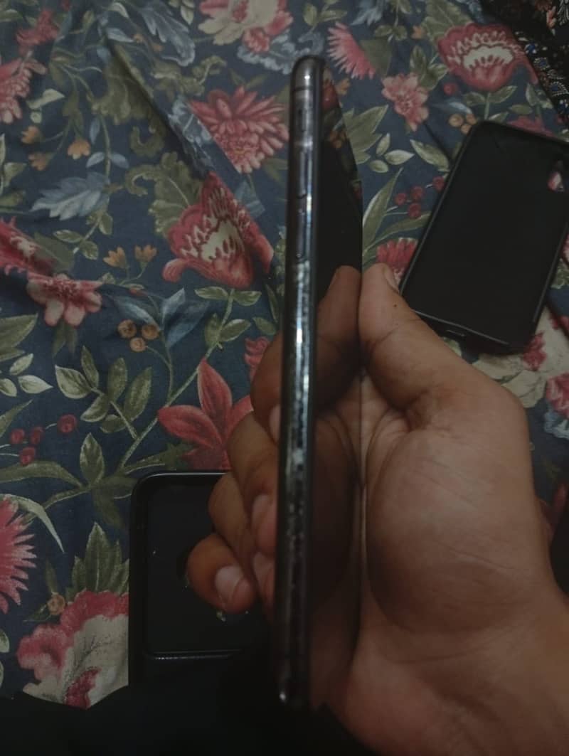 Apple iPhone X 1
