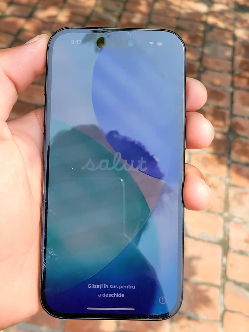 Apple iPhone 15 6