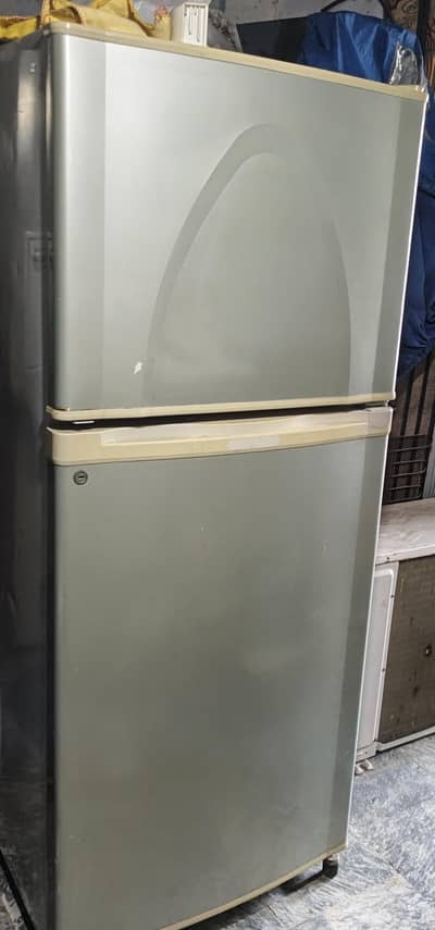 dawlance fridge