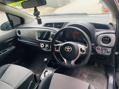 Toyota Vitz 2014