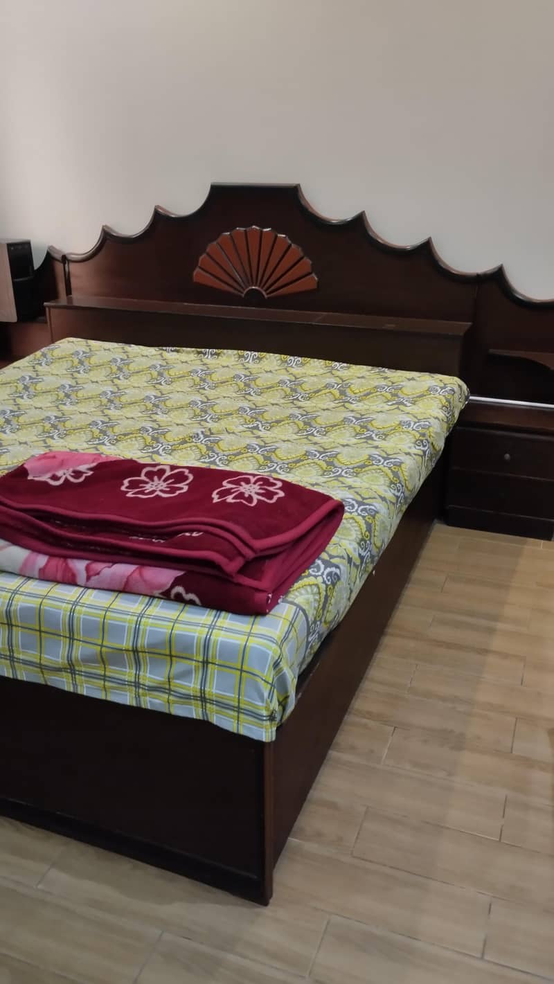 Double bed. 0