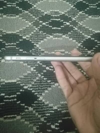 Apple iPhone 6S