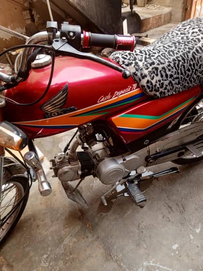 I'm celling my bike Honda 70