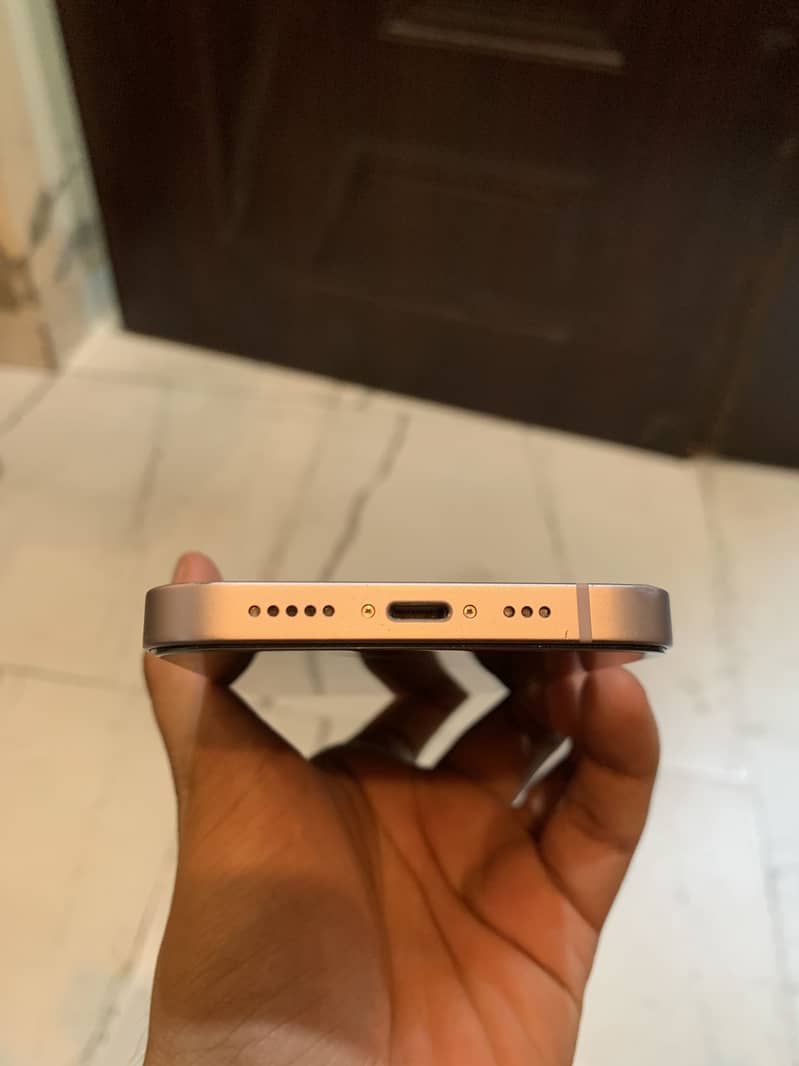 Apple iPhone 14 2