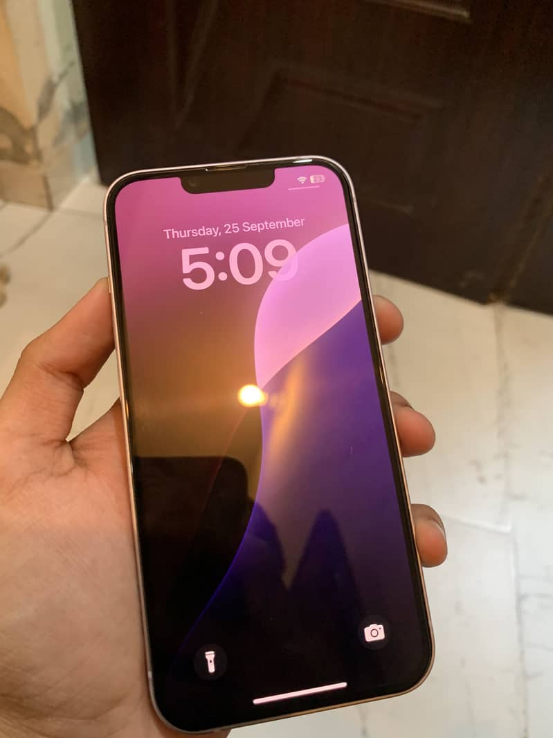 Apple iPhone 14 4