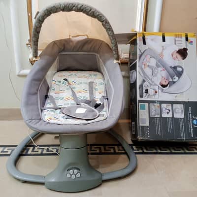 Like new Mastela automatic swing - multi option baby cot jhola جھولا
