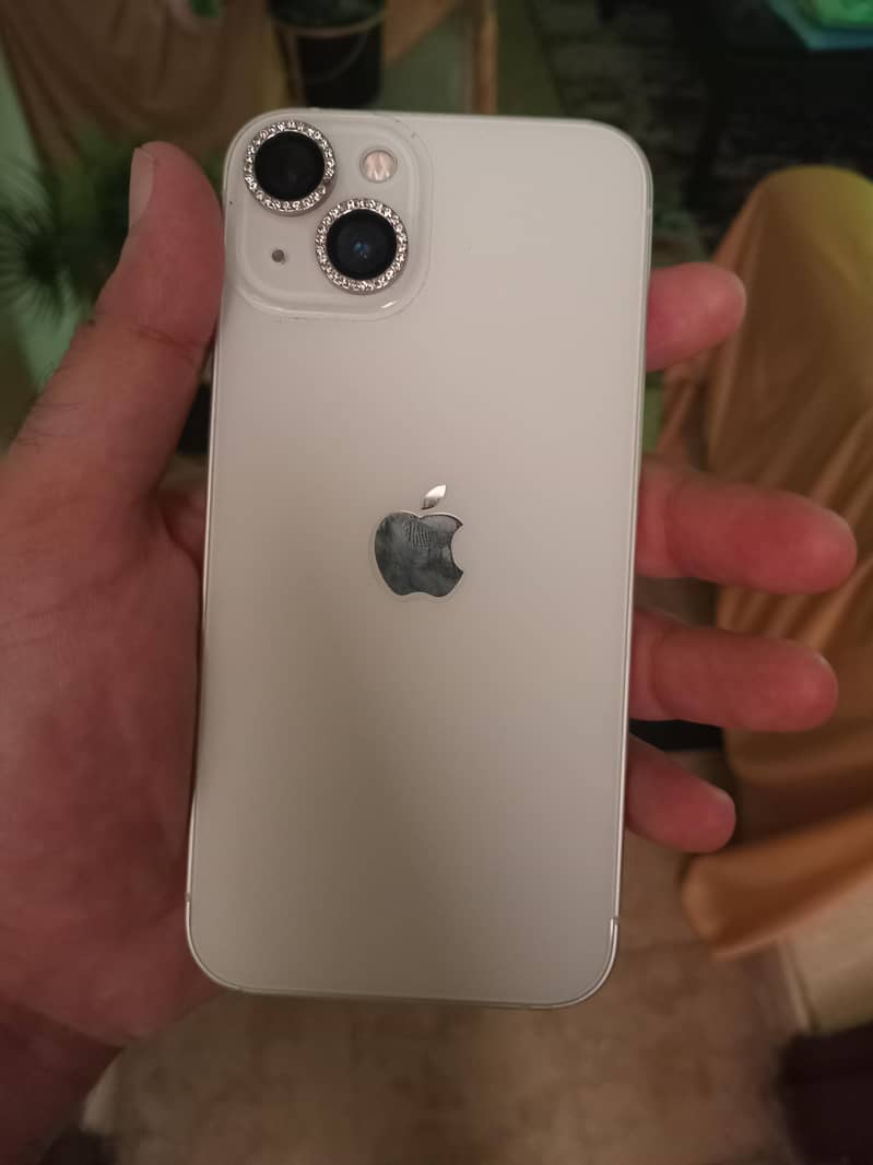 Apple iPhone 13 0
