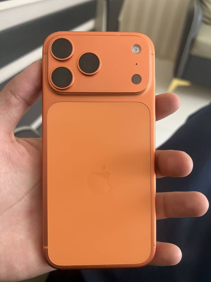 Apple iPhone 17 Pro Max 0