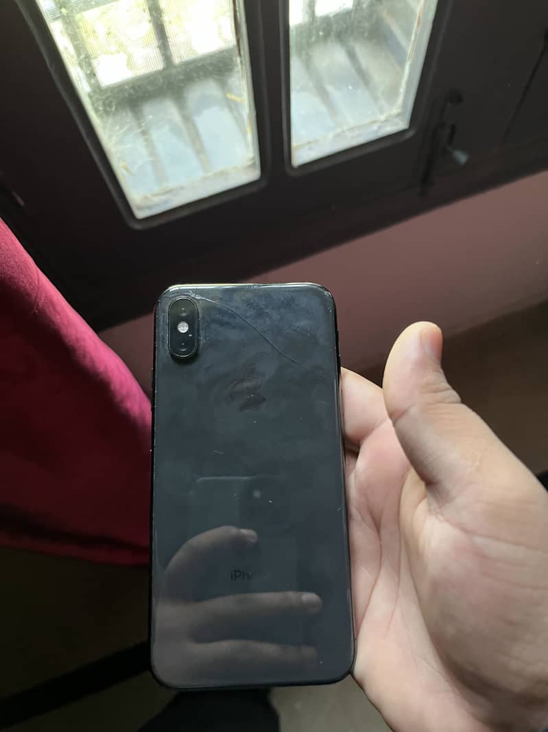 Apple iPhone XS 13