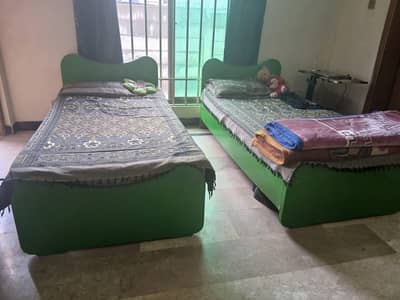 2 X single beds for sale