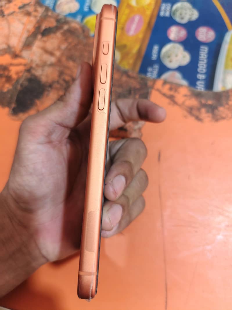 Apple iPhone 17 Pro Max 1