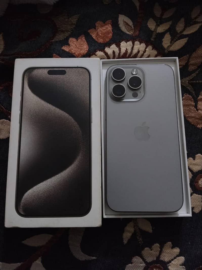 Apple iPhone 15 Pro Max 5