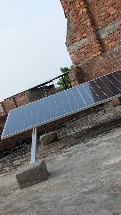 jinko 585 watts with MPPT charge controller