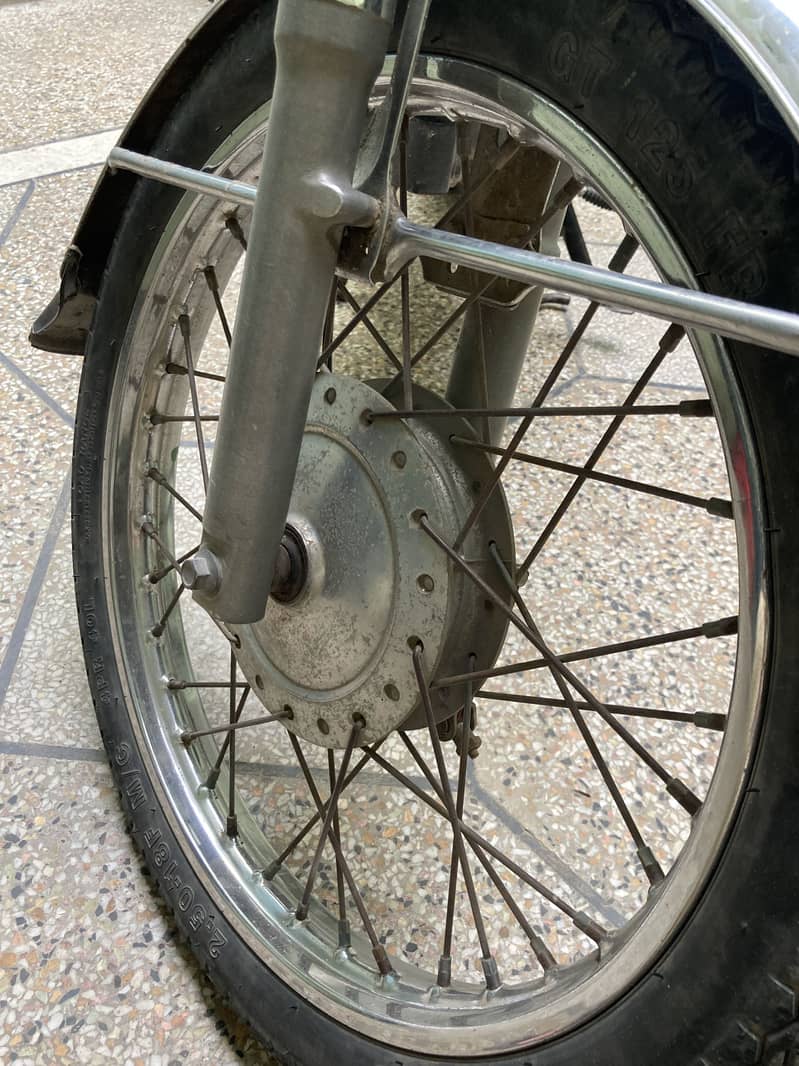 125 (2017) Model 10