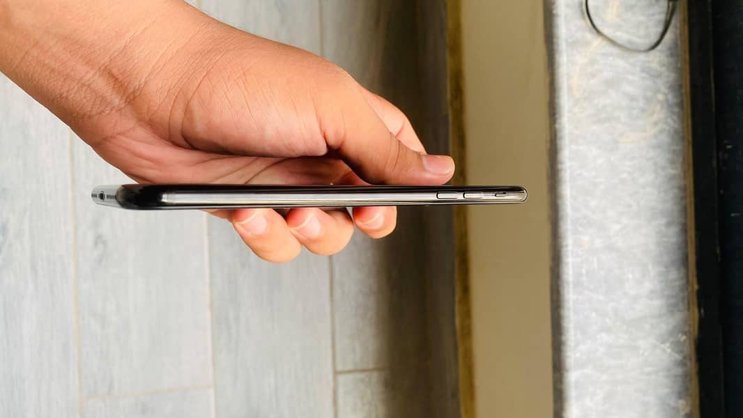 Apple iPhone 7 Plus 1