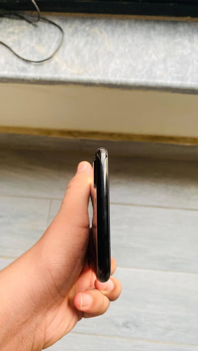 Apple iPhone 7 Plus 8