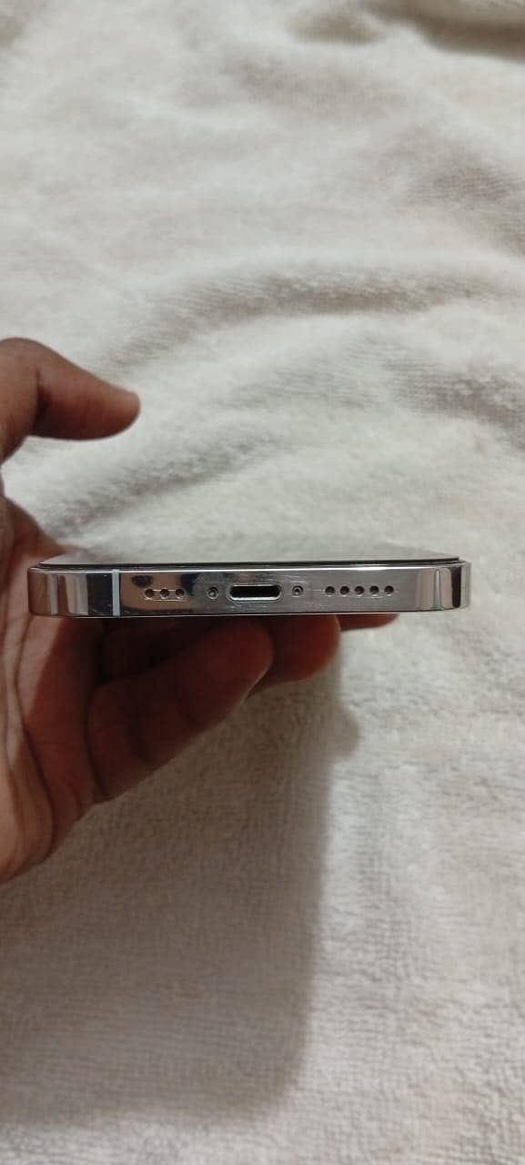 Iphone 12 pro 3