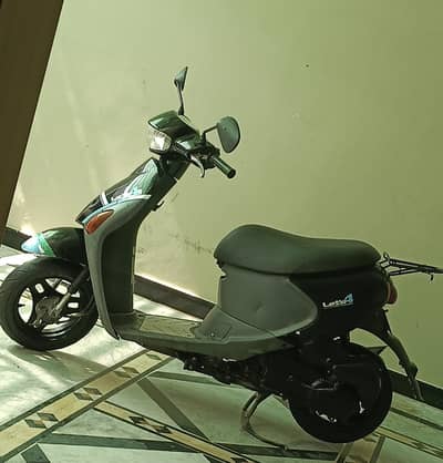 Suzuki Let's 4 49cc, Excellent condition, low mileage
