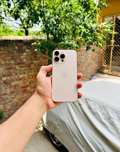 Apple iPhone 16 Pro Max
