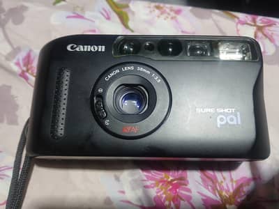 Vintage Canon Sure Shot Pal 35mm Film Camera (38mm f/3.5 Lens)