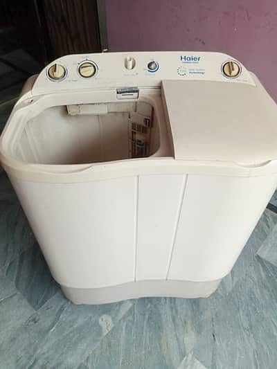Hair old model washing machine for sale
