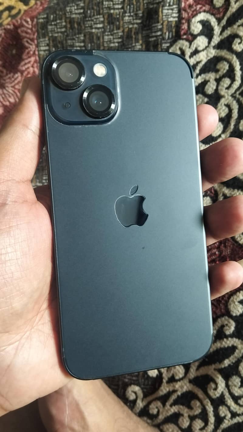 Apple iPhone 13 1