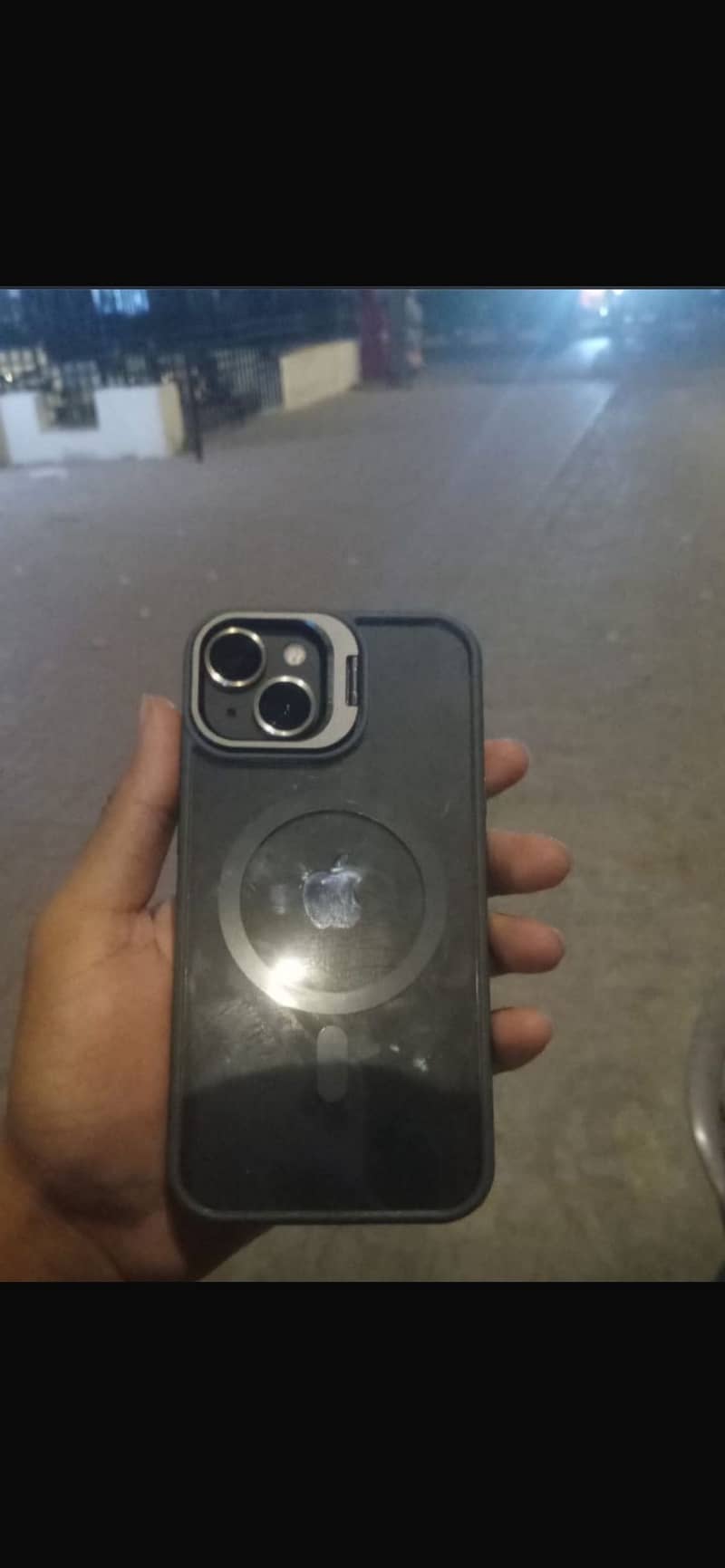 Apple iPhone 13 0