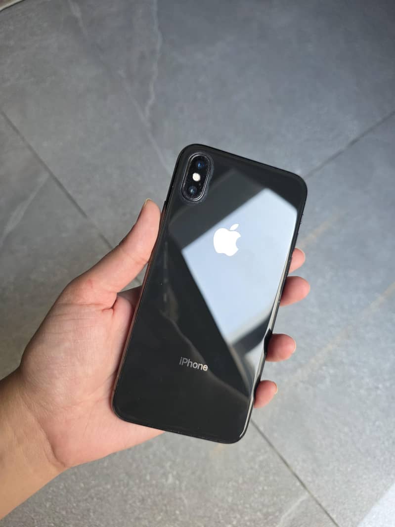 Apple iPhone X 0