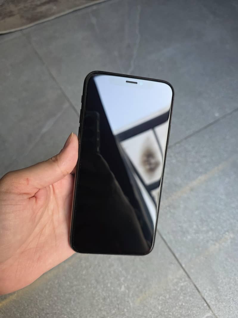 Apple iPhone X 1